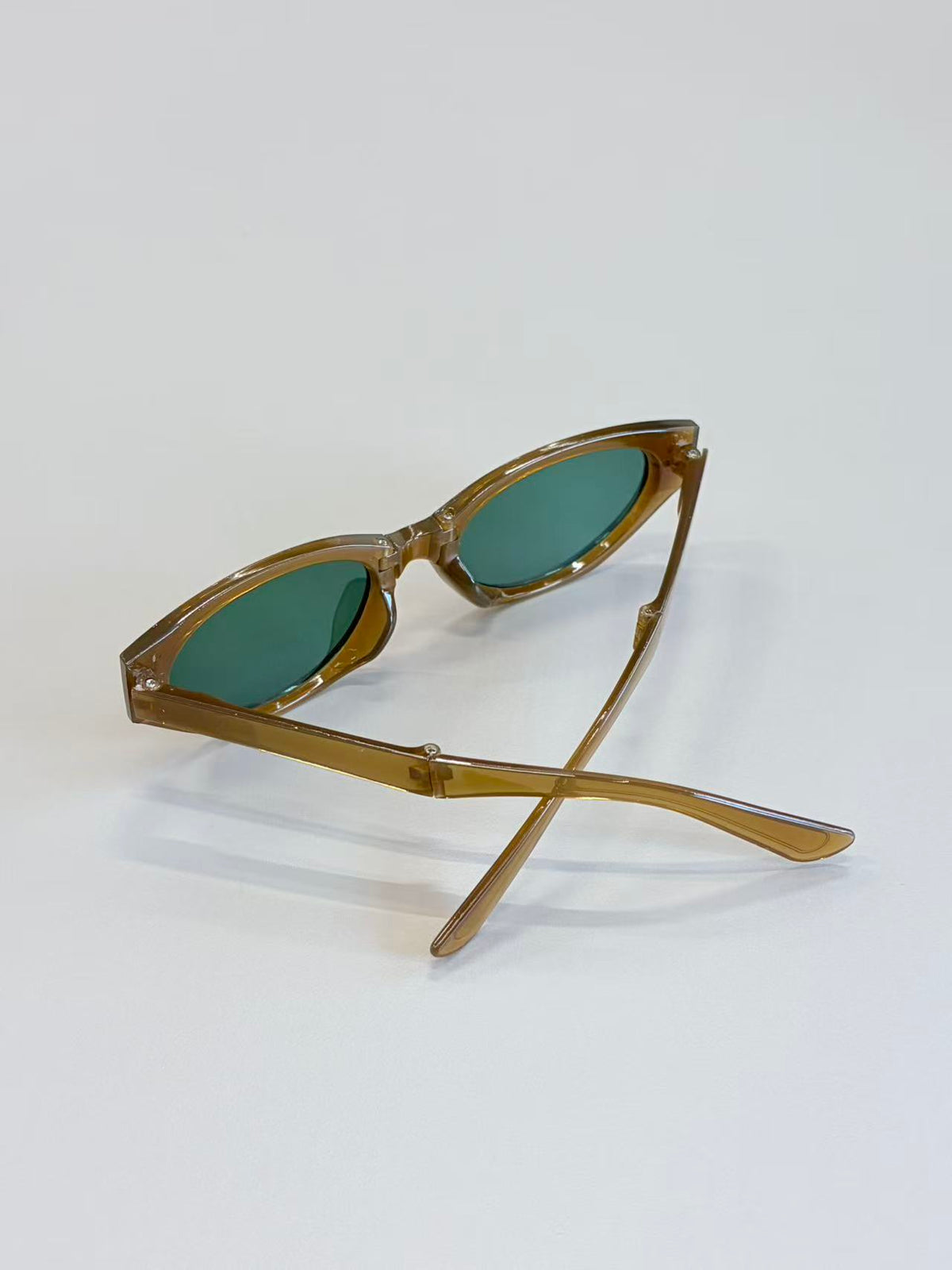 Unisex Translucent Brown Geometric Sunglasses UV400 PC Green Lenses