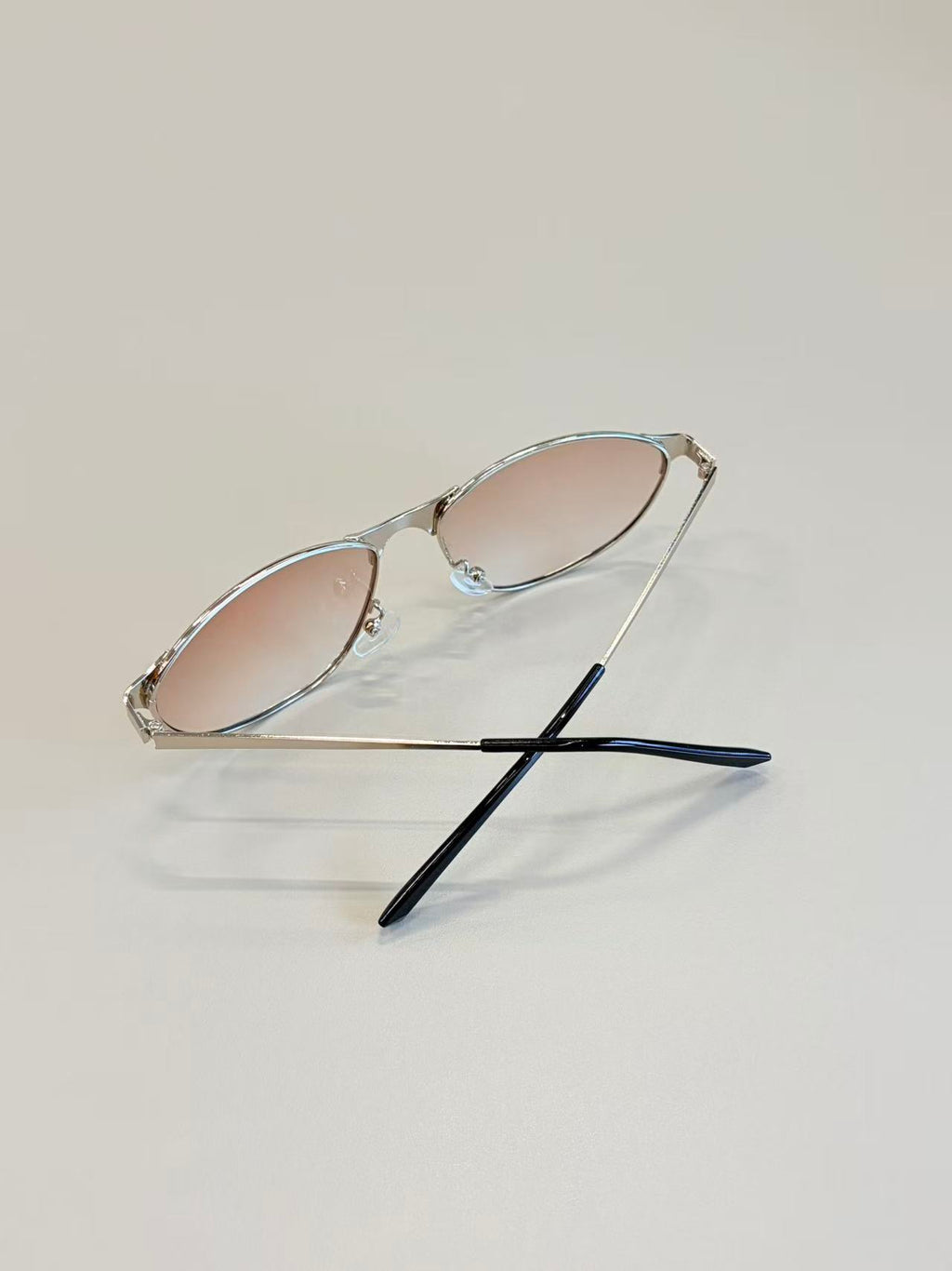 Unisex Silver Oval Metal Sunglasses UV400 PC Rose Tint Lenses