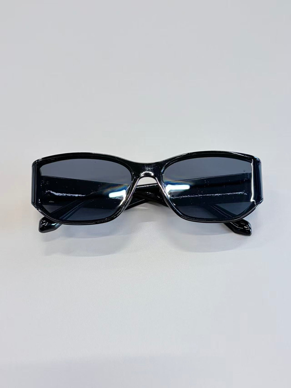 Unisex Black Rectangular Sunglasses UV400 PC Gray Lenses Retro Square Frame